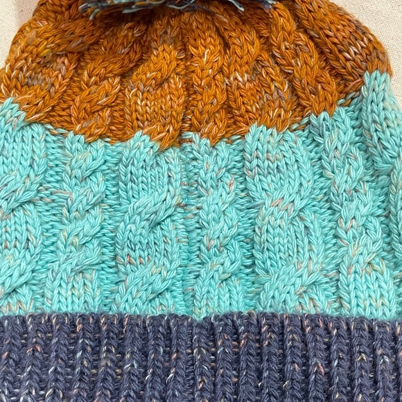 Smartwool Women's Knit Beanie - Orange, Blue, and Gray - Picture 2 of 2